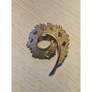 Vintage Textured Leaf Swirl Hedy Brooch Pin Brushed Gold Tone Signed Estate Vtg